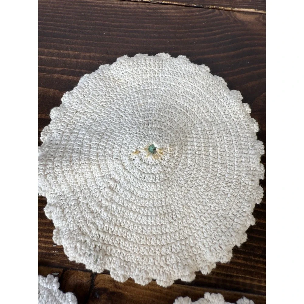 Set of‎ 3 Vintage Crochet Flower Applique Coasters Cottagecore Farmhouse Decor